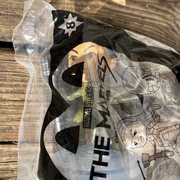 MCDONALDS MARVELS FIGURE HAPPY MEAL TOY KREE SUPREMOR DAR-BENN - Picture 3 of 3